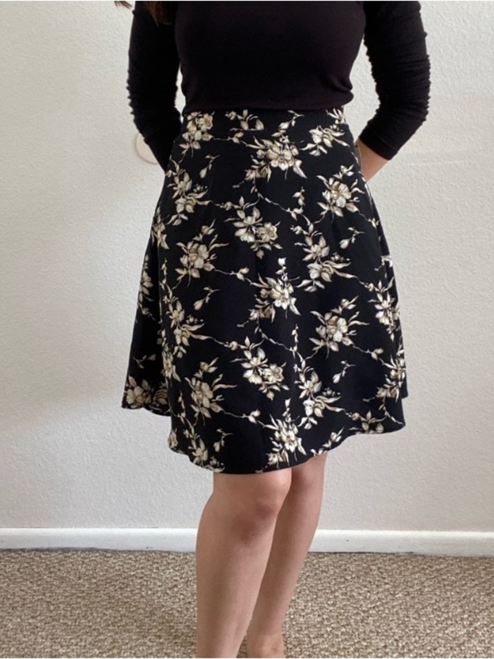 Vintage 90s Y2K Black Floral A-Line Skirt with Cream Blooms
